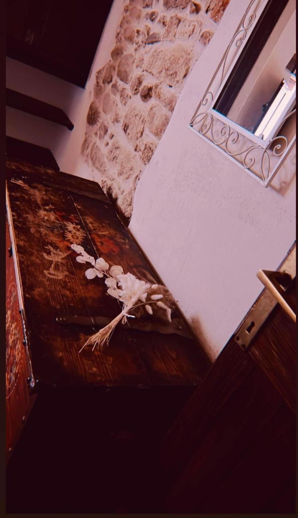 Ovostolai Cottage Fonni Dış mekan fotoğraf